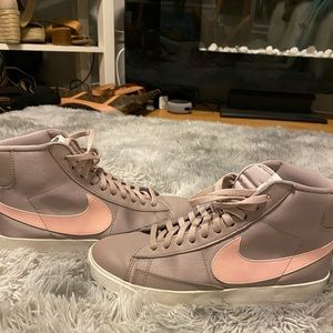 Nike blazers HAS NOT SOLD YET